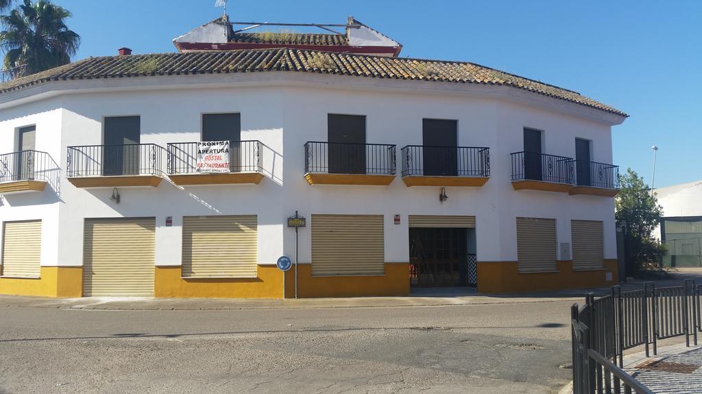 Laguna Mendoza Hotel Palma del Rio Exterior photo